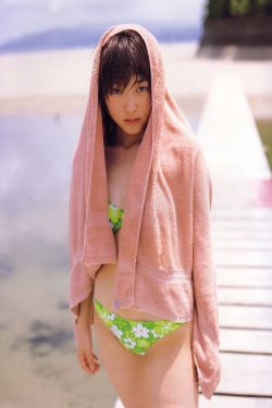 女裸全身無奶胸罩內(nèi)褲內(nèi)衣圖片