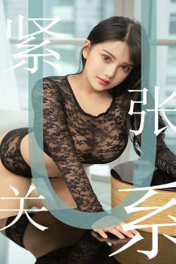 戳肚臍