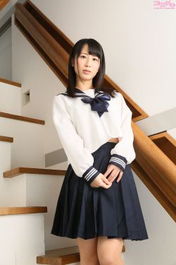 被滋潤的少婦瘋狂呻吟