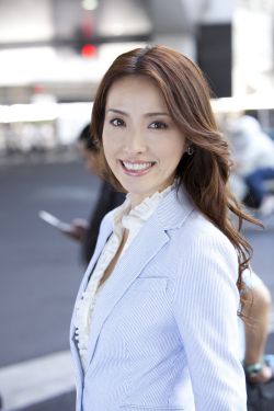絕世霸主羅峰免費(fèi)閱讀
